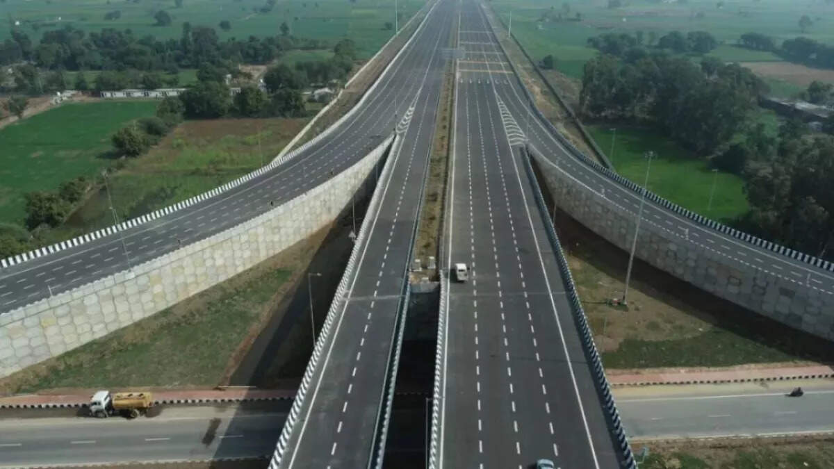 Delhi-PANIPAT फ्लाईओवर की दो लेन खुली, लाखों वाहन चालकों को मिली जाम से राहत