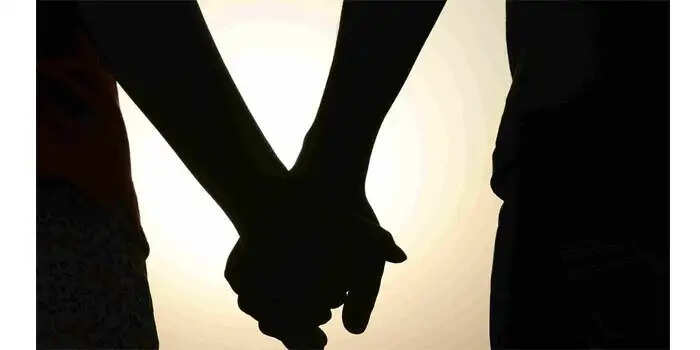 पत्नी ने अपने ही पति को हनीट्रैप में फंसाकर वसूले पैसे, ऐसे हुआ खुलासा