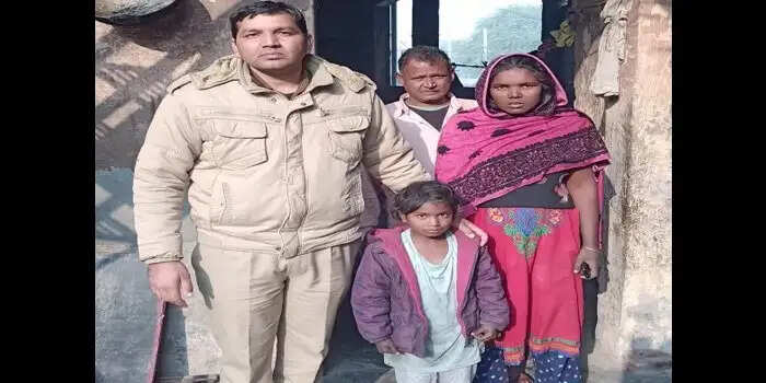 PANIPAT पुलिस को लावारिस हालत में घूमती मिली 6 साल की बच्ची, 9 घंटों की मेहनत के बाद बच्ची को किया परिजनों के हवाले