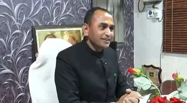 PANIPAT रोडवेज के GM ने की बड़ी कार्यवाही, बिना परमिट के सवारिया ढो रही 3 बसो को किया इंपाउंड