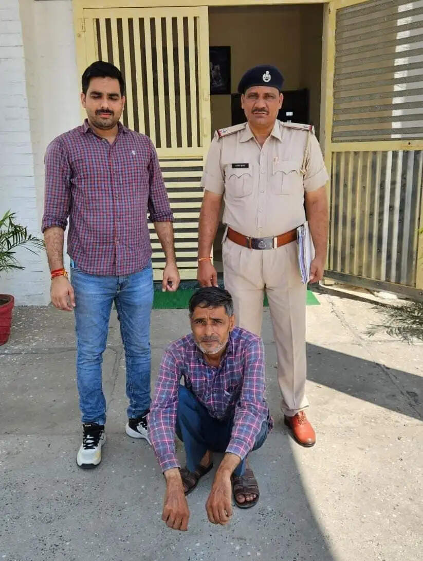 PANIPAT:- श्याम बाबा मंदिर के बाहर से फोन छीनने वाला स्नैचर गिरफ्तार