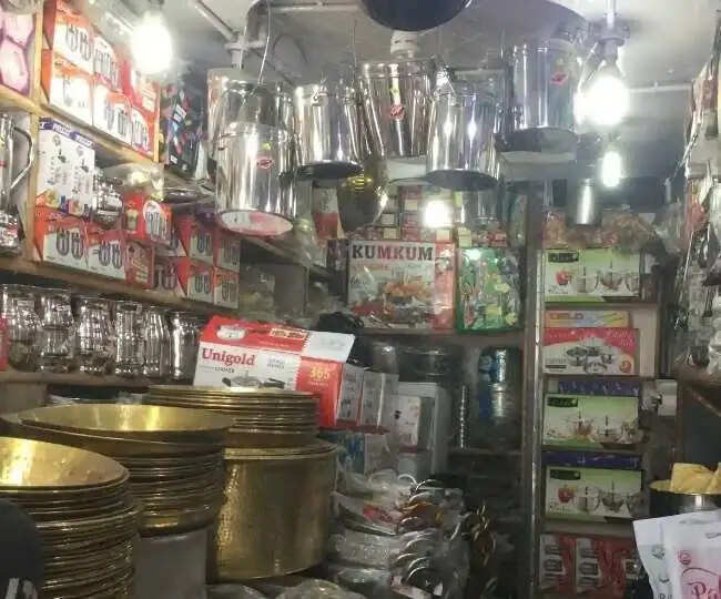 नहीं बिकेगा अब लोकल प्रेशर कुकर, नगर-निगम ने थमाए दुकानदारों को नोटिस