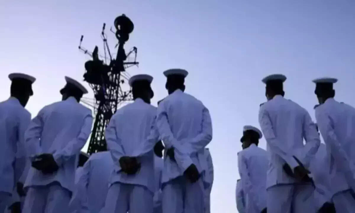 कतर में 8 पूर्व भारतीय नौसैनिकों की मौ*त की सजा अब कैद में बदली