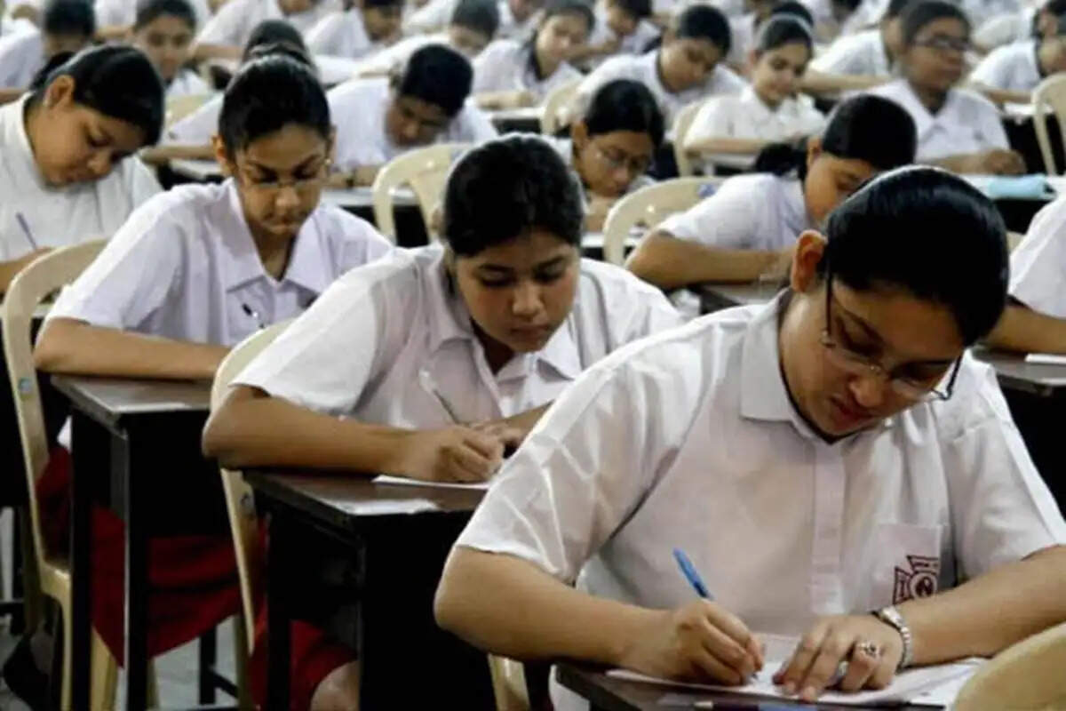 Haryana में मार्च के अंत में होगी आठवीं की बोर्ड परीक्षा, निजी स्‍कूलों के विरोध से टकराव बढ़ा