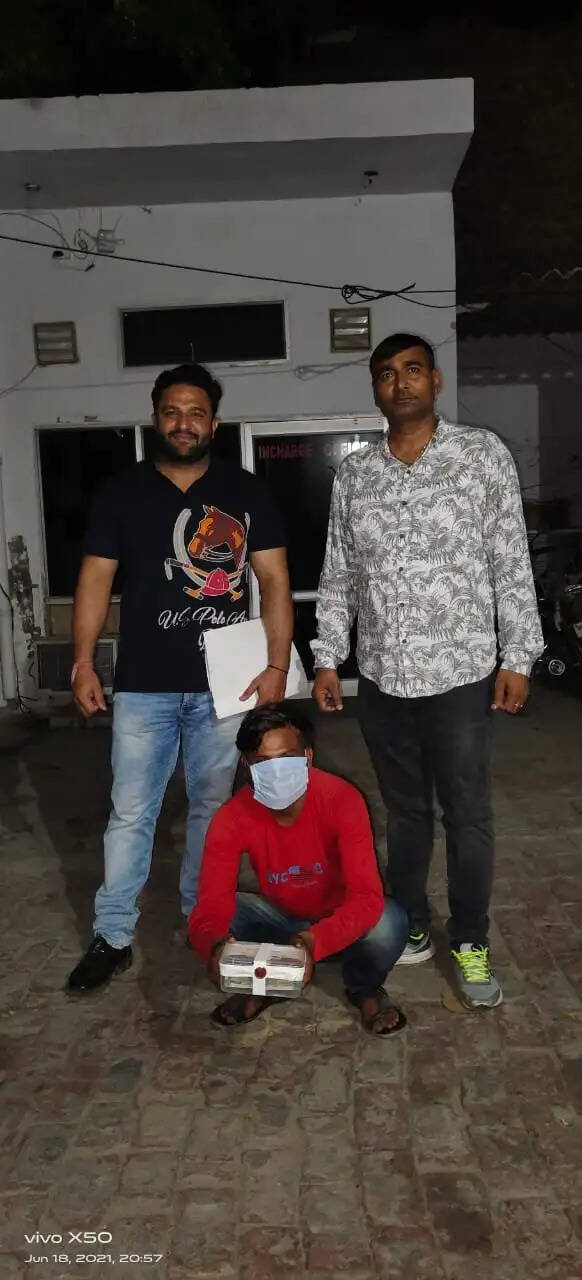 CIA-3 पुलिस ने चोरी करने वाले आरोपी को किया काबू