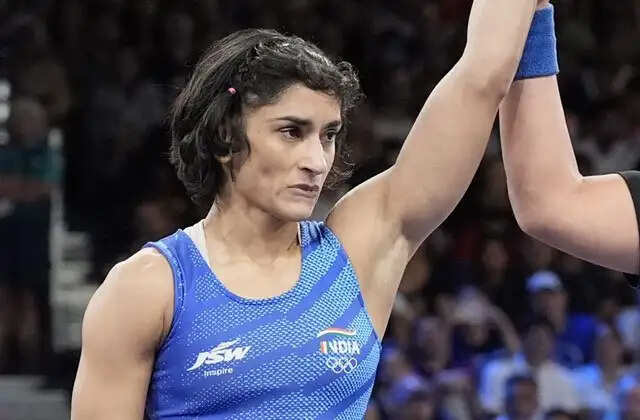 Breaking- विनेश फोगाट ने सेमीफाइनल में बनाई जगह