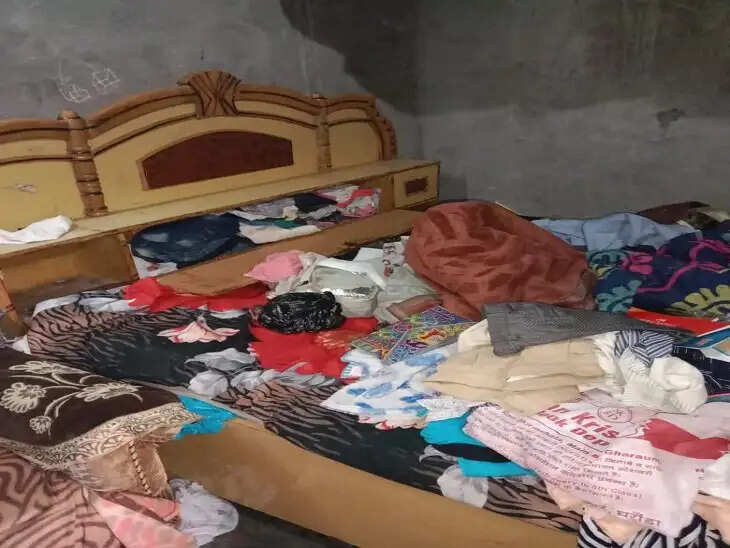 मारुति के सर्विस मैनेजर के घर पर हुई चोरी, चोरों ने नकदी समेत तीन लाख पर किए हाथ साफ