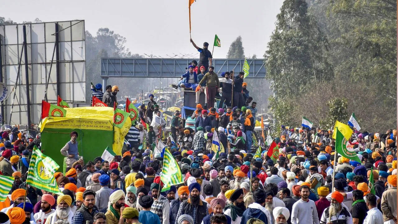आज है किसानों का कैंडल मार्च