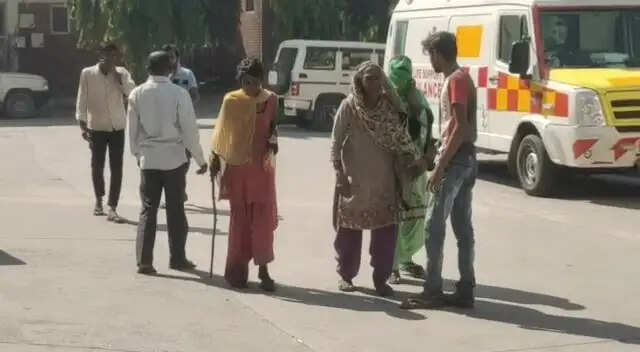 बिजली विभाग के खिलाफ रोष, कहा- पहले सुध लेते तो बच जाती जान, पढिए