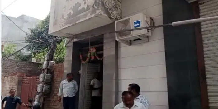 पानीपत की खबर, फ्रेश होने के लिए उठा व्यक्ति गिर गया नीचे