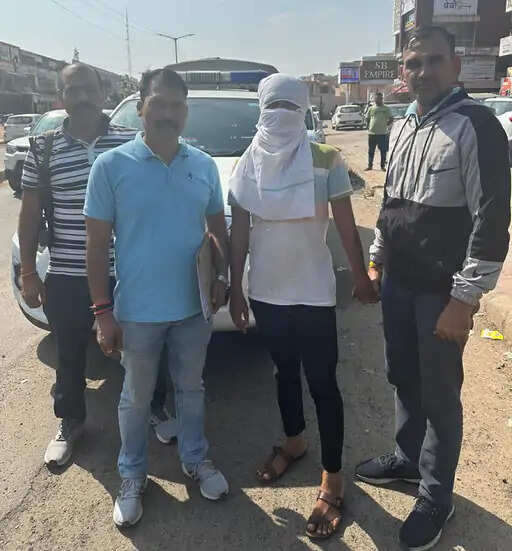 एल्विश यादव से रंगदारी मांगने वाला आरोपी हुआ गिरफ्तार