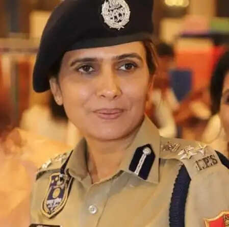 Success Story: पत्रकार से IPS… फिर बनीं 'लेडी सिंघम'! जानिए कौन हैं खूंखार आईपीएस प्रीति चंद्रा?