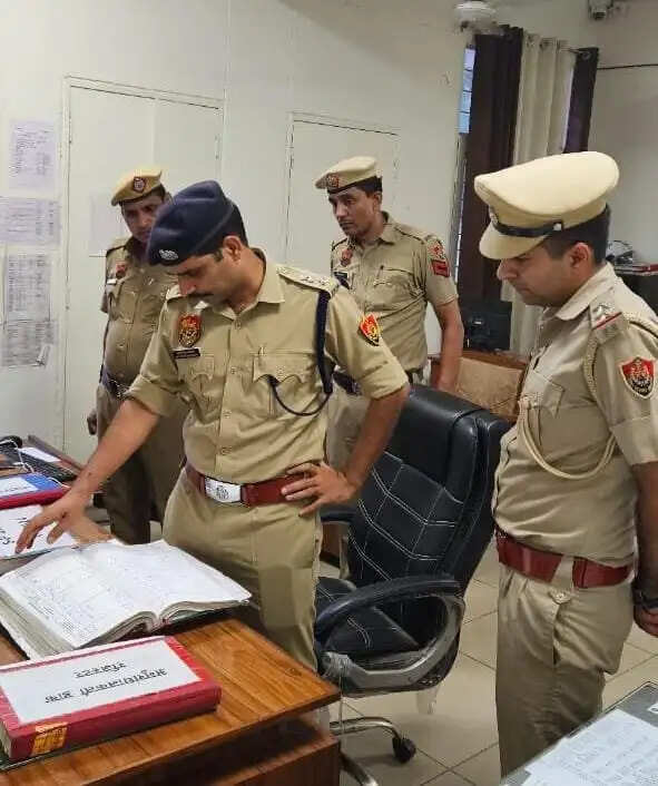 PANIPAT:- SPअजीत सिंह शेखावत ने थाना सेक्टर 13/17 का किया औचक निरीक्षण, दिए आवश्यक दिशा निर्देश