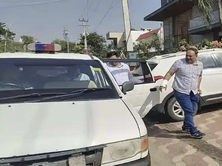 22 लाख की हो गई शातिर तरीके से चोरी