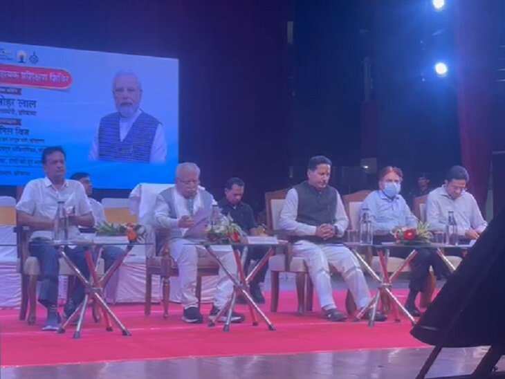 अब योग  से रहेगा हरियाणा सेहतमंद, हर जिले में होंगे योग कोच