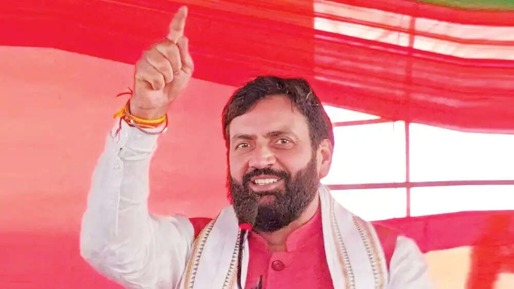 CM  सैनी की  बड़ी घोषणा ,15 दिनों में 2000 गावों मे देंगे मुफ्त जमीन