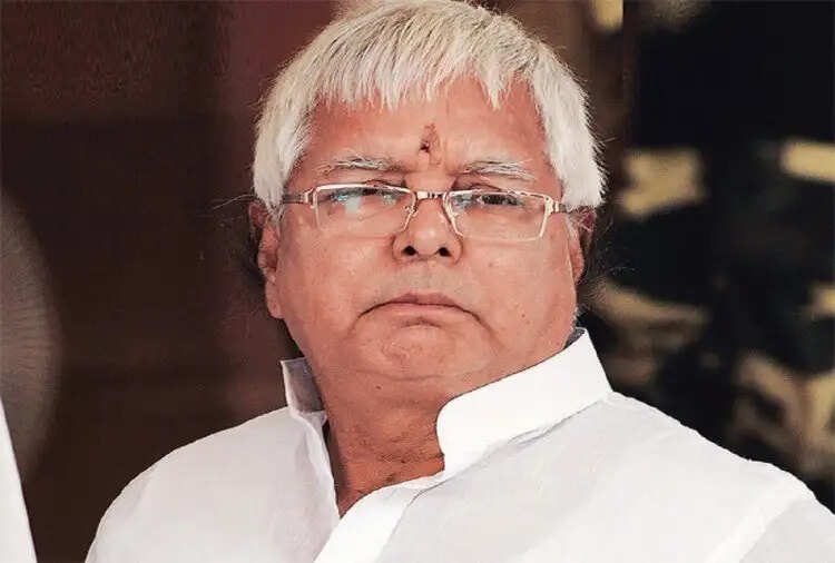 DLF रिश्वत मामले में CBI से मिली क्लीन चिट ,लालू यादव को