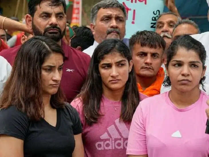 बालिग पहलवानों का यौन शोषण केस, आज सुनी जाएंगी दलीलें,पहुंचे आरोपी सांसद बृजभूषण