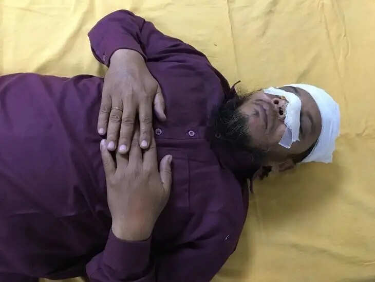 धार्मिक टोपी पहनने को लेकर दबंगों ने एक युवक की कर दी पिटाई, परिजनों को भी पीटा