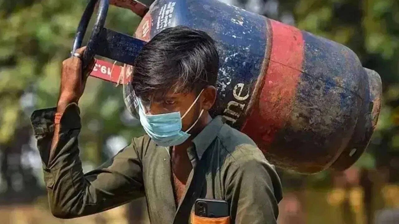 आज से हुए 7 बड़े बदलाव, ये पूरी खबर आपके काम की