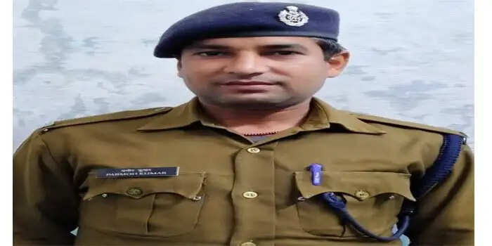 चलती ट्रेन से गिरे बच्चे की बचाई जान,  अब इस आवार्ड से किया जाएगा सम्मानित