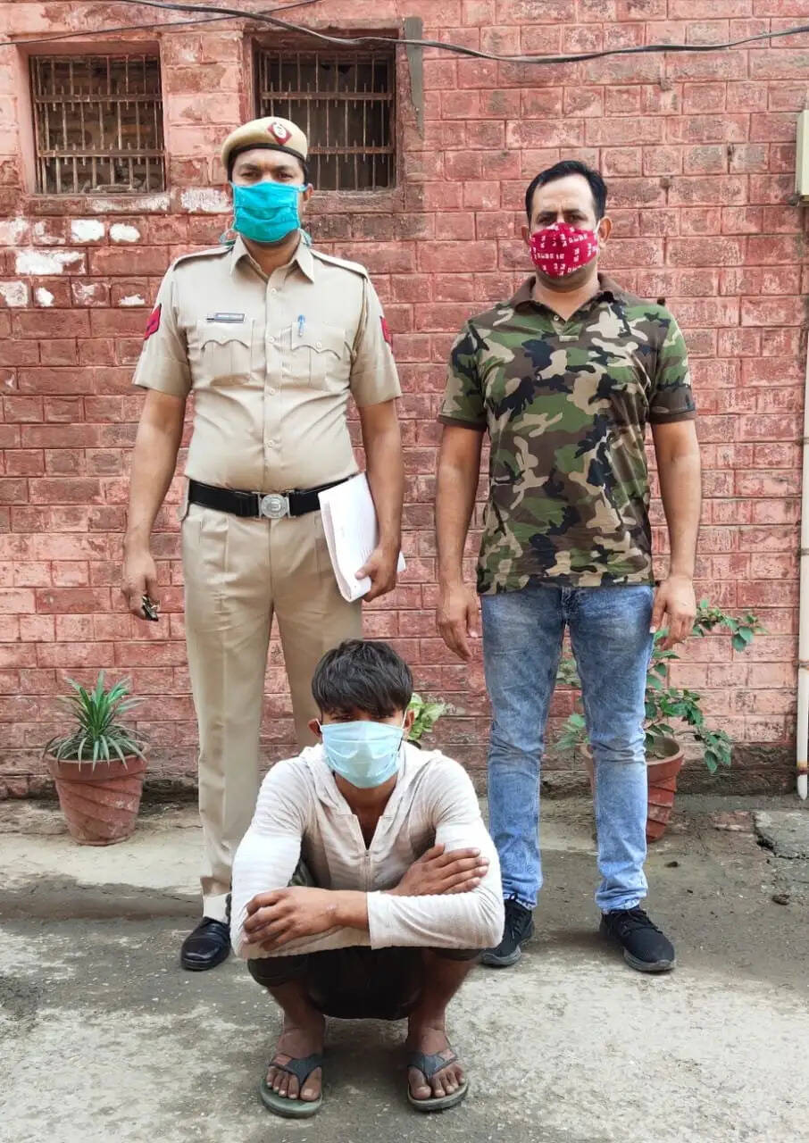 चोरी की वारदात को अंजाम देने वाला आरोपी काबू, तीन वारदातो का हुआ खुलासा