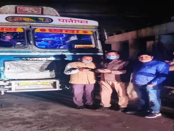 PANIPAT रोडवेज के GM ने की बड़ी कार्यवाही, बिना परमिट के सवारिया ढो रही 3 बसो को किया इंपाउंड