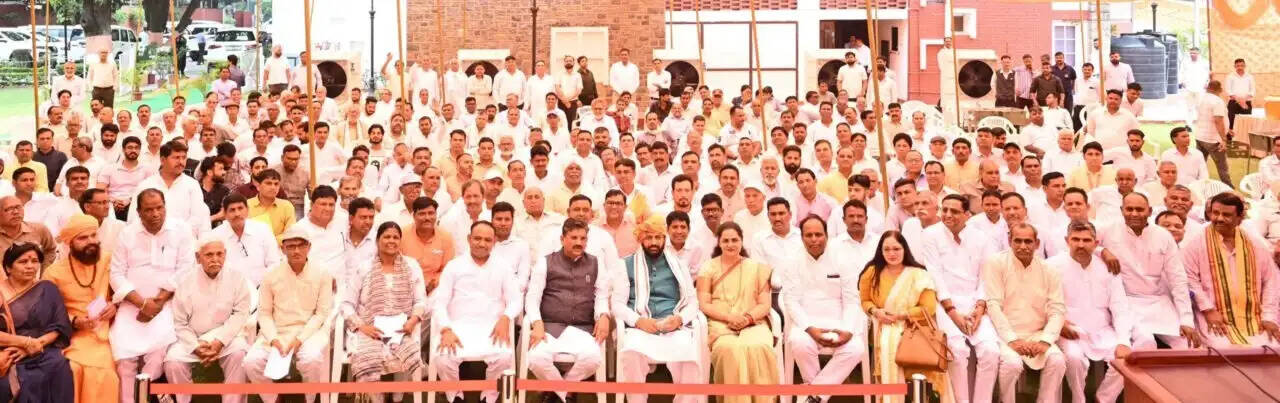 Haryana में 35000 भर्ती के लिए CM सैनी ने किया बड़ा एलान