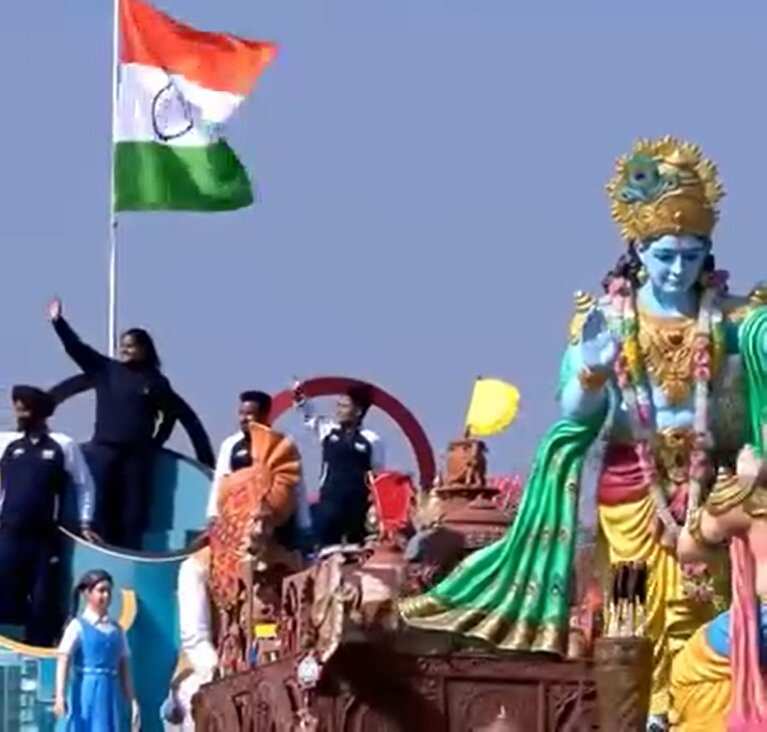 दिल्ली में कर्तव्य पथ पर निकली हरियाणा की झांकी, PM मोदी ने हाथ हिलाकर किया अभिवादन