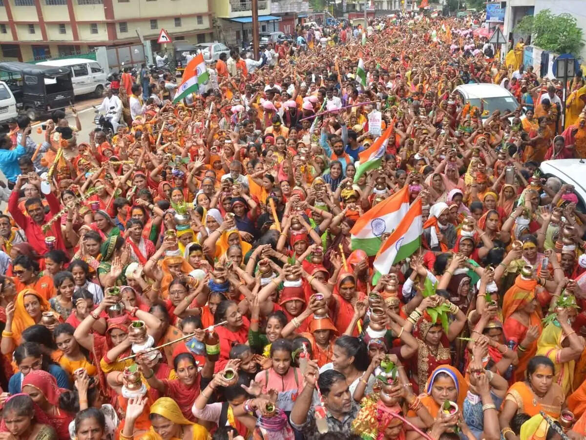 HARYANA:- कावड़ छोड़कर शिविर से फरार हुए युवक-युवती, हरिद्वार से गंगा जल लेकर लौट रहे थे