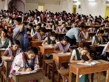 बोर्ड परीक्षाओं में हुए बड़े बदलाव, अब दो बार होंगे एग्जाम