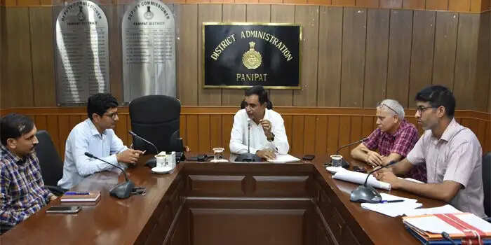 PANIPAT:- अवैध कॉलोनिया काटने वालों पर होगी FIR दर्ज- उपायुक्त
