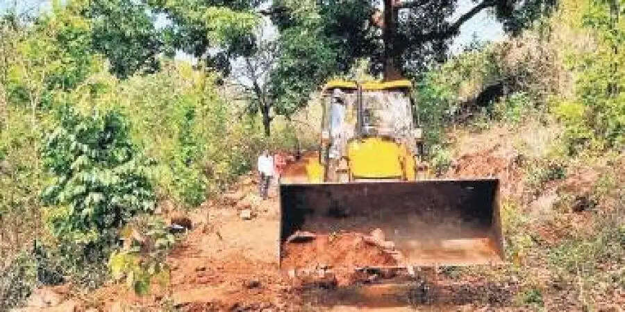 एचएसवीपी व बागवानी विभाग ने ग्रीन बेल्ट से हटवाए अवैध कब्जे