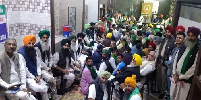 किसान आंदोलन पर आज आखिरी फैसला, 2 बजे सिंघु बॉर्डर पर संयुक्त मोर्चा की बैठक