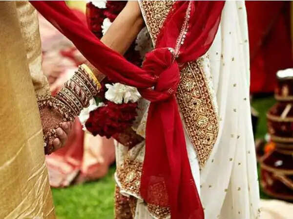HARYANA में डेढ़ साल की बच्ची को रोता छोड़कर, लव मैरिज करने वाली महिला फरार