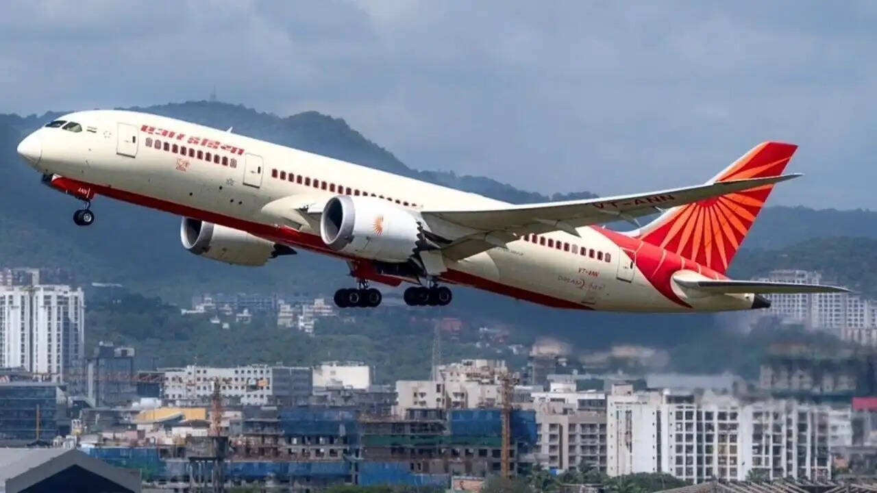 अहमदाबाद हा# दसा मामले में एयर इंडिया के 3 अधिकारियों&nbsp;को हटाने के आदेश&nbsp;