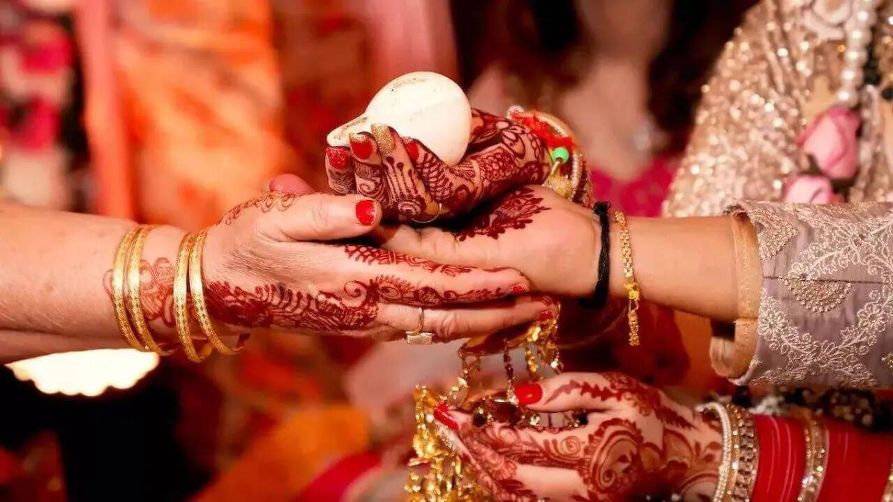 युवती की शादी की तैयारियों में लगा था परिवार, प्रेमी संग युवती हुई फरार, पानीपत का मामला