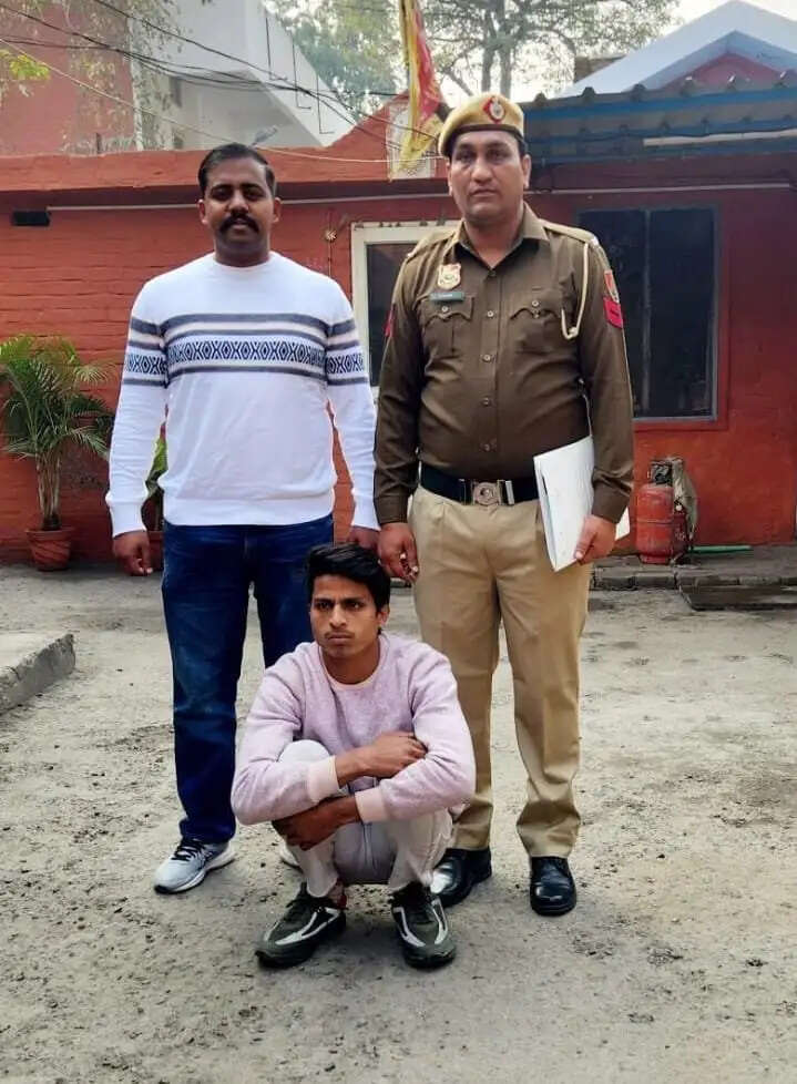 पानीपत में शोरूम में चोरी करने वाला गिरफ्तार