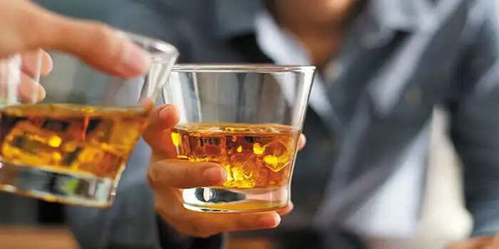 इस शहर मे शराब पीना हुआ महंगा, जानिए कितने बढ़े दाम