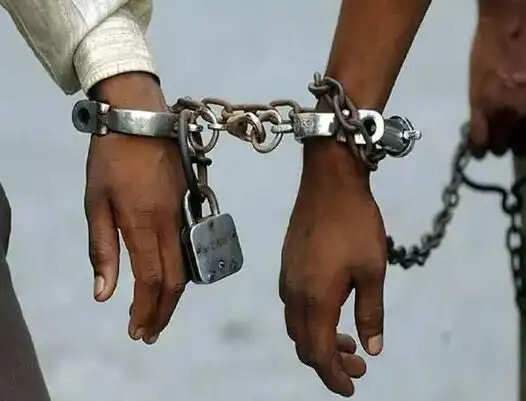 PANIPAT:- अवैध रूप से बेच रहे थे शराब पुलिस ने 3 आरोपी को  किया गिरफ्तार