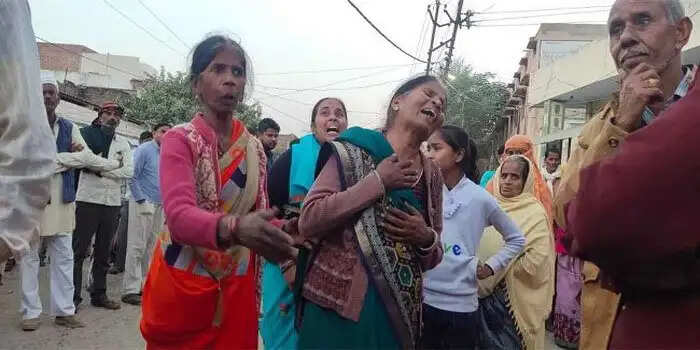 तेजाब पीने के बाद हुई महिला की मौत, ससुरालियों पर लगाए आरोप, पढिए मामला