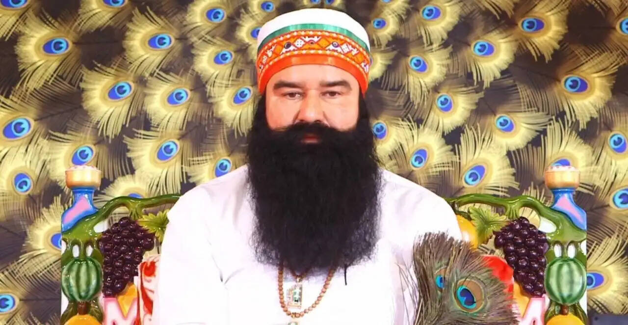 गुरमीत राम रहीम जेल से 13वीं बार आया बाहर, मिली 21 दिन की फरोल