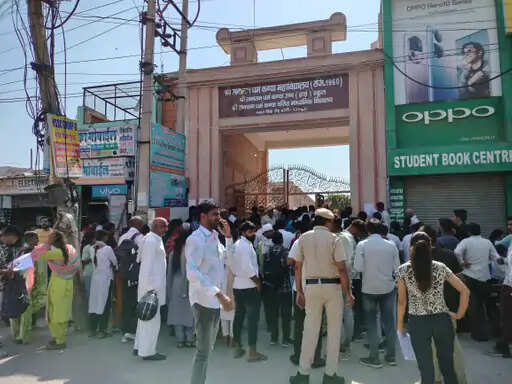 हरियाणा में CET एग्जाम में पकड़ा गया फर्जी Student