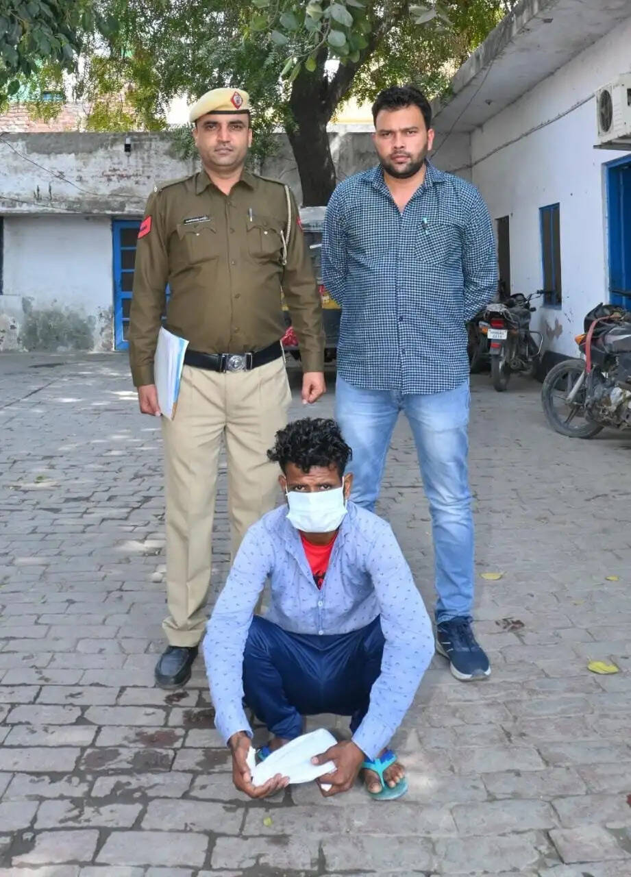 PANIPAT: दोस्तो मे रौब दिखाने के लिए रखता था पिस्तौल,  अवैध देसी पिस्तौल व 3 जिंदा रौंद सहित आरोपी गिरफ्तार