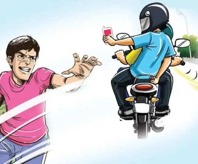 PANIPAT:- रात के समय गली में घूम रहा था युवक, 3 बदामाश आए और लूटे 30 हजार