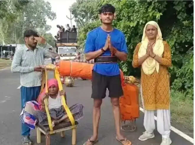 90 साल की सास को कराया कांवड़ का पुण्य,250 KM पैदल चल रही हरियाणवी रागनी सिंगर!