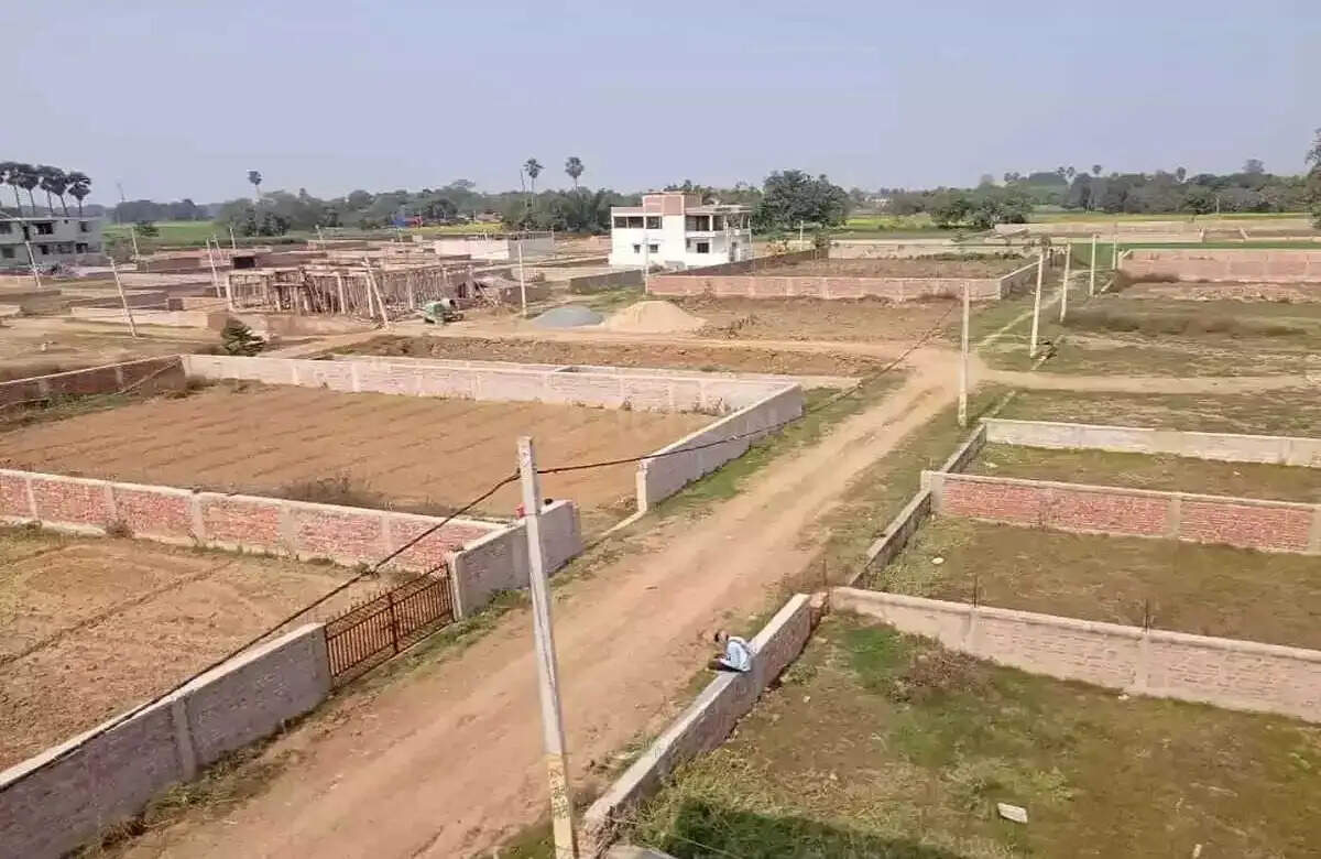 HARYANA में बांटे गए 1 लाख में 30-30 गज के प्लाट