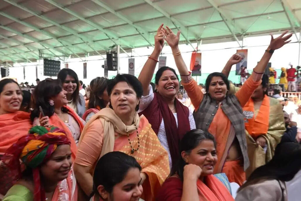 पीएम मोदी ने हरियाणा में एम्स का किया शिलान्यास