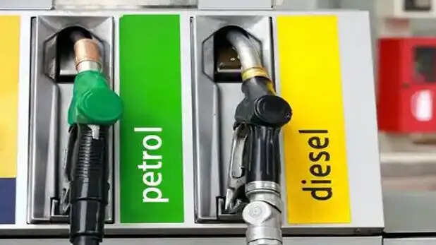 PETROL-DIESEL के दामों में नहीं हुआ कोई इजाफा, पढ़िए आपके शहर के दाम