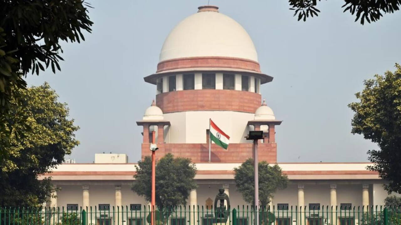 Breaking:- समलैंगिक विवाह को मान्यता देने से सुप्रीम कोर्ट का इनकार